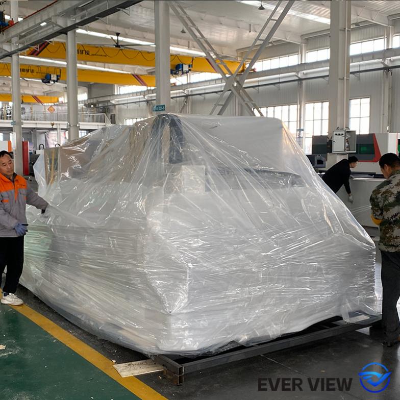 EVER VIEW Lazer Kesim Makinesi Afrika Pazarına Sevk Edildi; Yerel İşleme İhtiyaçlarına Uyarlanmış Özelleştirilmiş Model EVER VIEW Lazer Kesim Makinesi Afrika Pazarına Sevk Edildi; Yerel İşleme İhtiyaçlarına Uyarlanmış Özelleştirilmiş Model