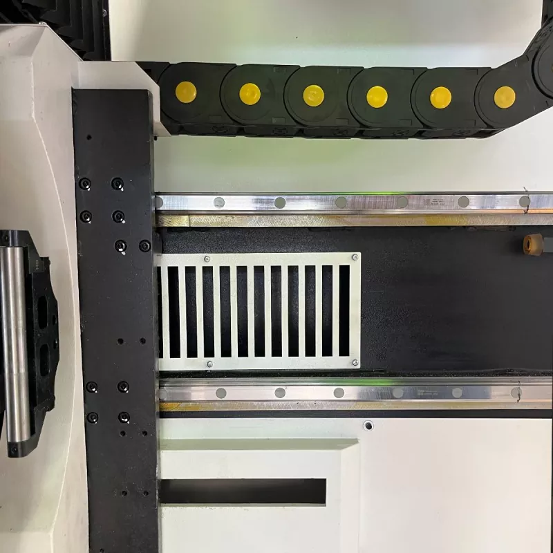 Semi-automatic Minimal Tail Fiber Laser Pipe Cutter