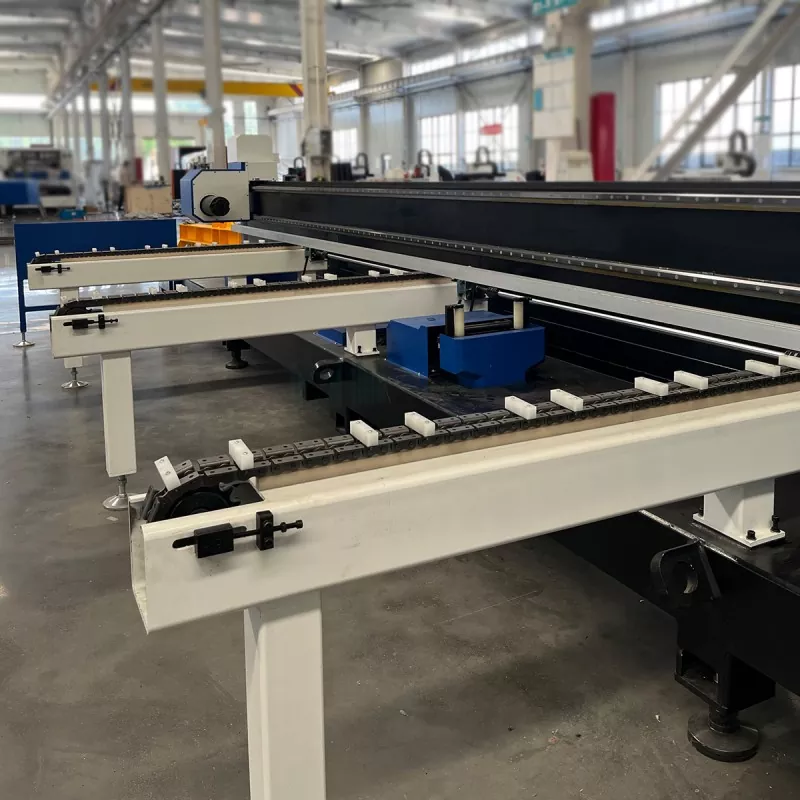 Semi-automatic Minimal Tail Fiber Laser Pipe Cutter